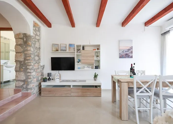 M&v Apartment *