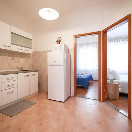 Apartment M&v Zadar