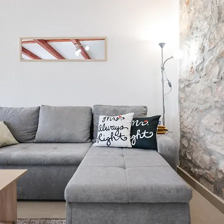Apartment M&v Zadar